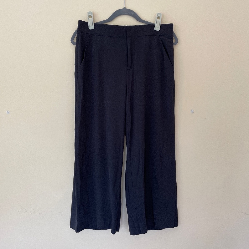 Athleta flowy wide leg cropped pants